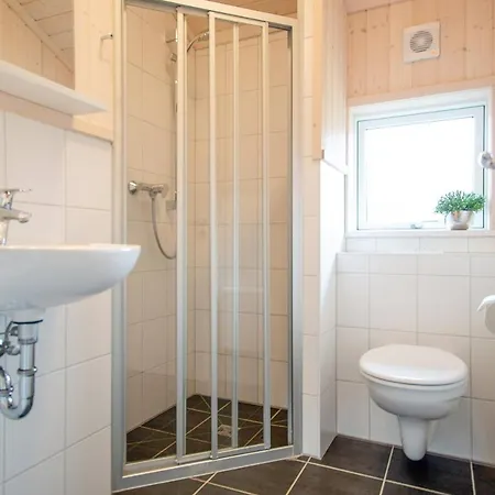 2 House B 120 بيت للعطل